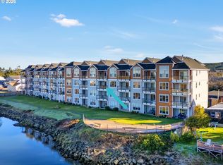 1000 N Holladay Dr Unit 304, Seaside, OR