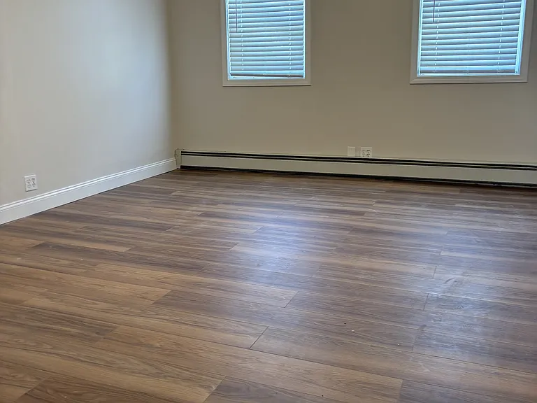 38 Hunting St #1 — Photo 5