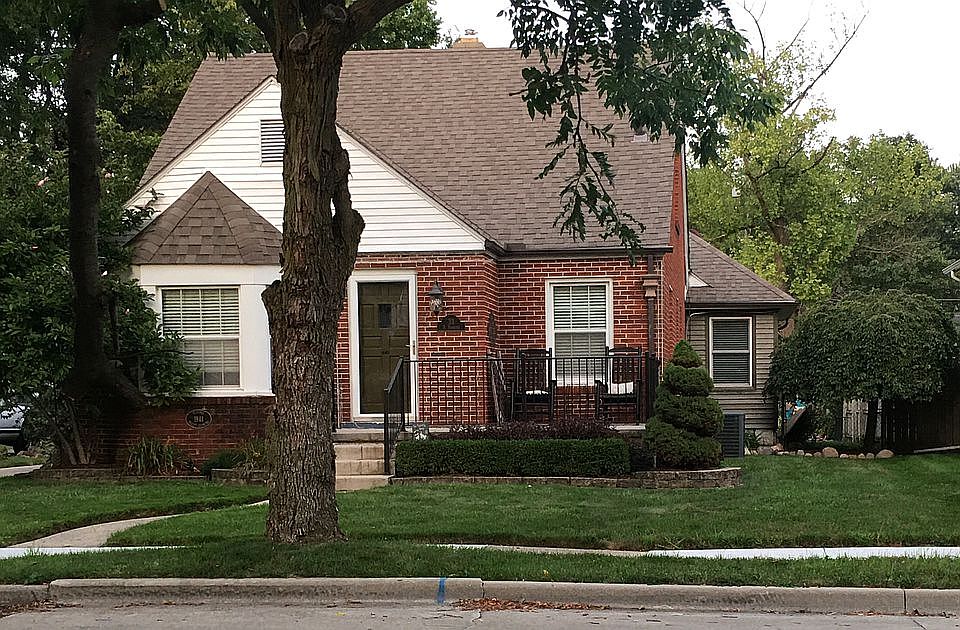 1st image of 33 S Highland Ave