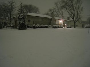 963 Kenley Ave, Columbus, OH 43220