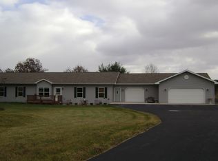 W8945 Apache Dr, Wild Rose, WI 54984