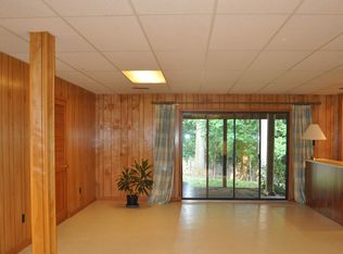 5011 Sangamore Rd, Bethesda, MD 20816