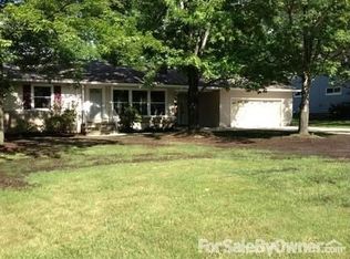 1035 Ford Rd, Highland Heights, OH 44143