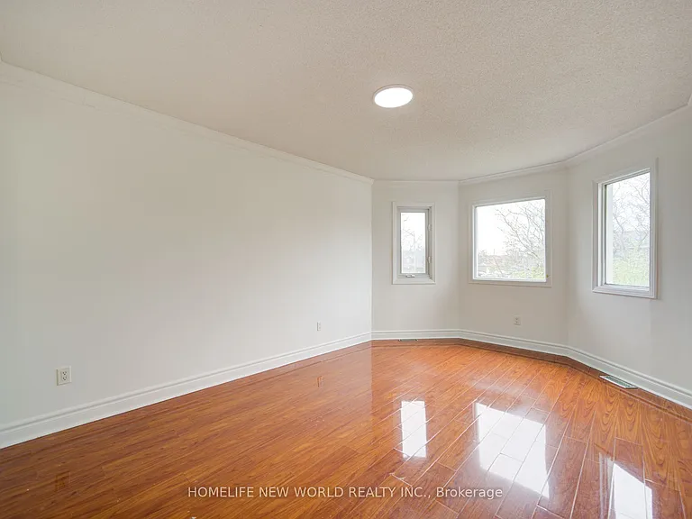 133 Stather Cres — Photo 33