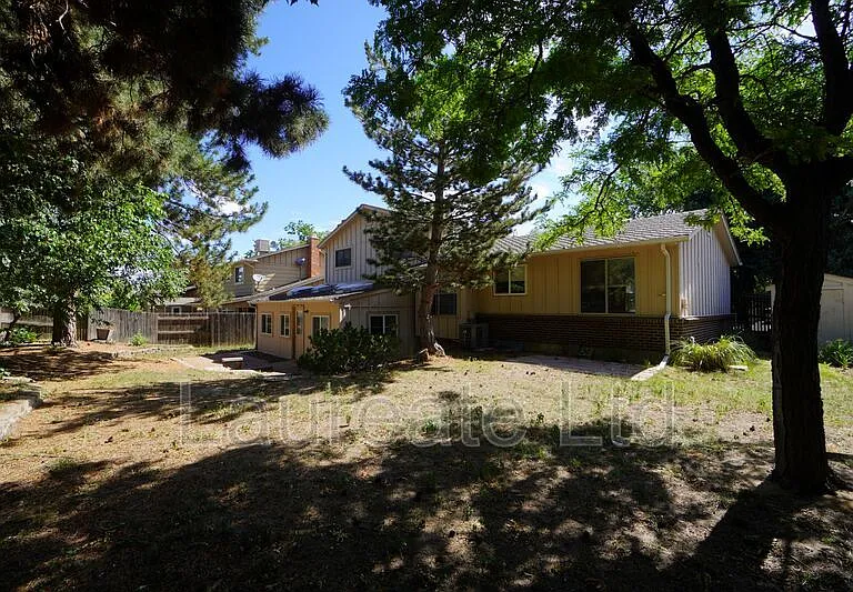1853 S Oakland St — Photo 30