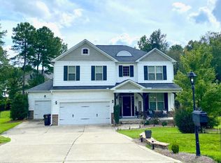 154 Valley Pines Cir, Spring Lake, NC 28390
