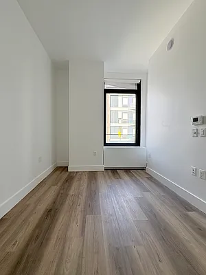 Rented by EXR | media 8
