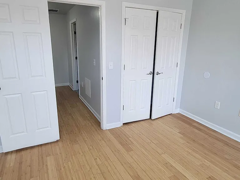 1629 N Fulton Ave — Photo 15