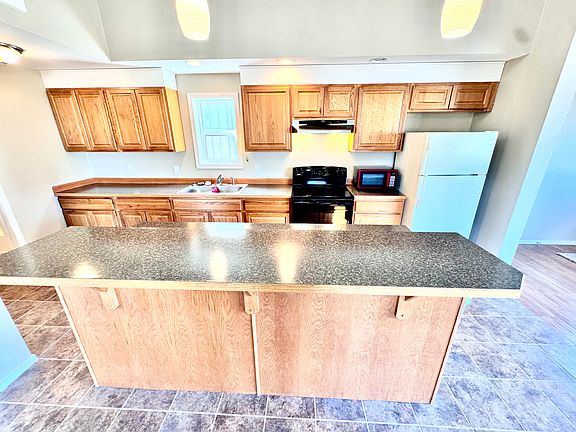 3rd image of 46686 Woodwill Dr #1