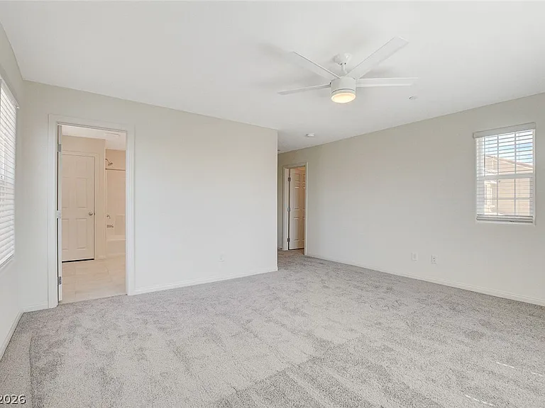 2615 Esposende St — Photo 27