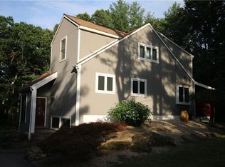 11 Tanglewood Dr, Smithfield, RI 02828