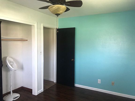4th image of 405 15th Ave E