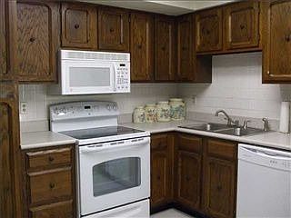 5th image of 5503 Vin Rose Ln