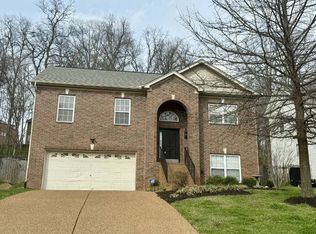 1078 Willoughby Station Blvd, Mount Juliet, TN 37122