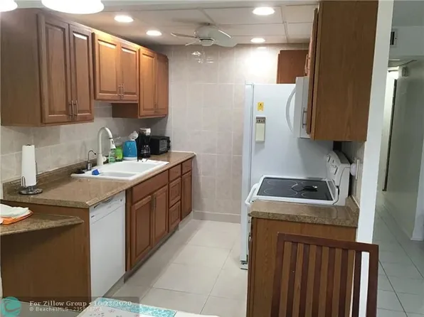 2038 Exeter Dr #C, Boca Raton, FL 33434