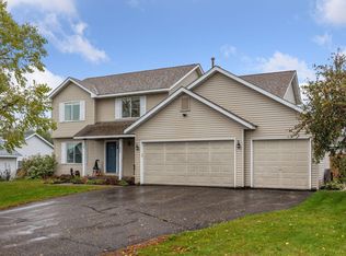 400 Dakota Ave, Roberts, WI 54023