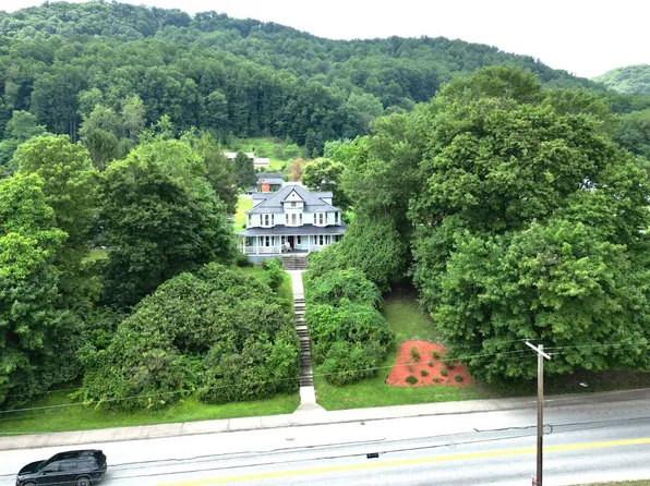 306 Sunnyside Ln, Parsons, WV 26287