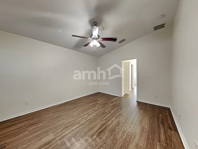4528 Portobello Cir — Photo 9