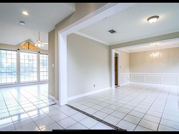 4th image of 8008 Rushmore Rd