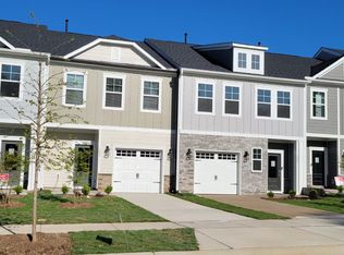 208 Sweetbay Tree Dr, Wendell, NC 27591