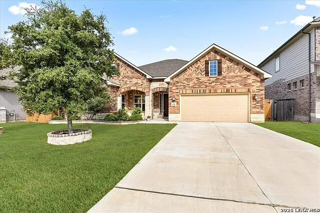 4 bed, 3.5 bath, 3293 sqft, $2,895 — Photo 3