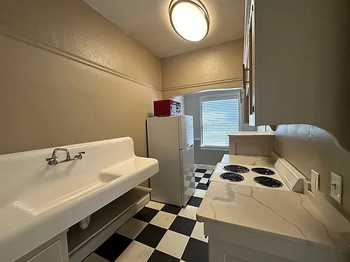 1705 N Street Photo 1