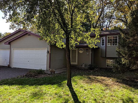 4th image of 3740 227th Ave NW
