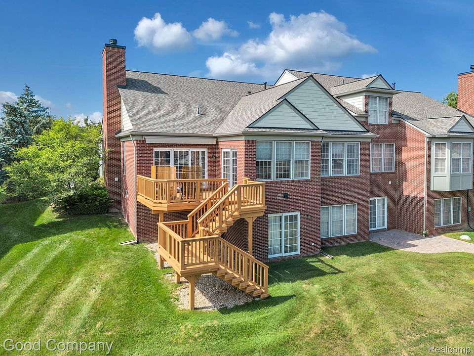 1st image of 44457 Birchwood Ct