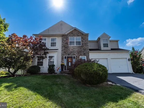 126 Butternut Dr, Pottstown, PA 19464