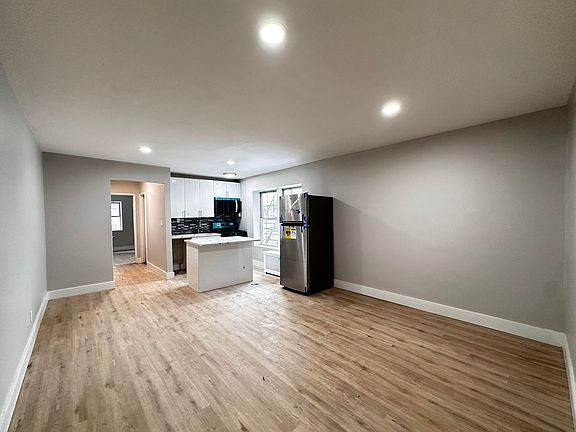 2nd image of 7112-7432 John F Kennedy Blvd E #303C