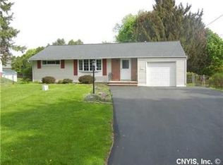 127 Ormsby Dr, Syracuse, NY 13219