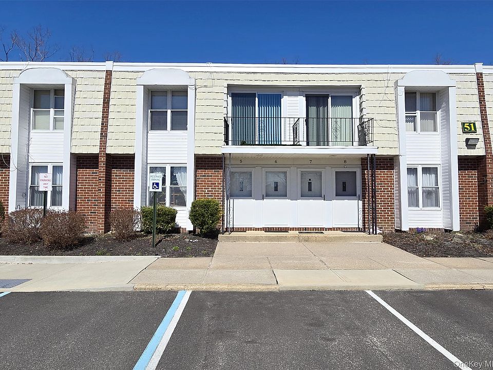 1st image of 51 Rocky Point Yaphank Rd #5