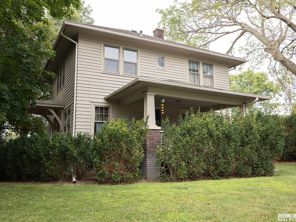 1st image of 604 I St