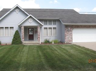 206 S Kirby St, Mount Ayr, IA 50854