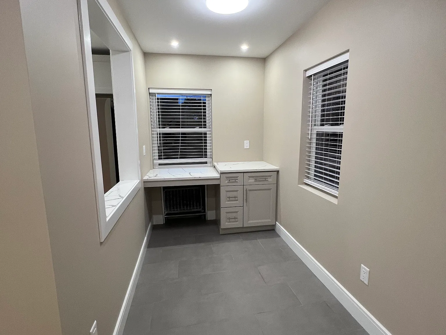 2 bed, 750 sqft, $1,995 — Photo 3