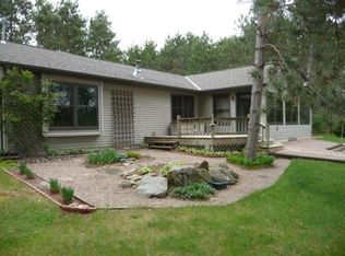 E2264 Crystal River Ln, Waupaca, WI 54981