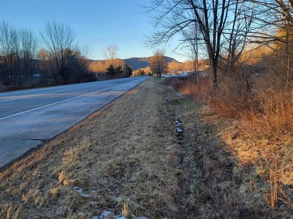 1897 S State Rd, Cheshire, MA 01225