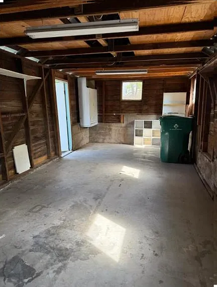 975 Coleman St — Photo 19