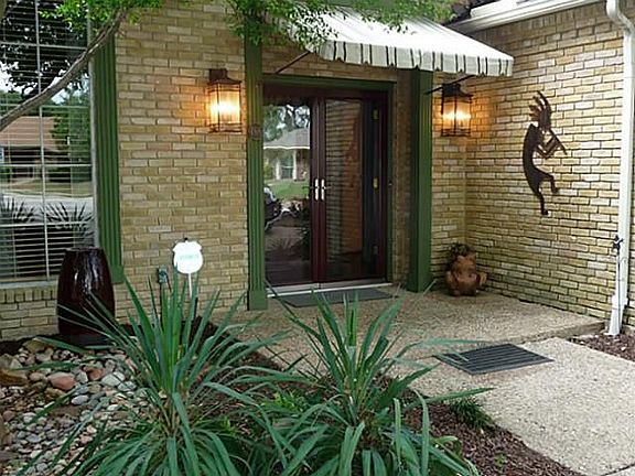 2nd image of 466 Harvest Glen Dr