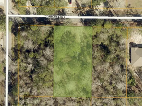 9225 Seahorse Ave #19, Ocean Springs, MS 39564