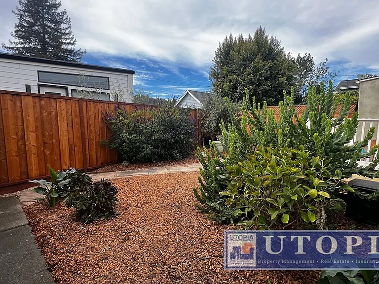 3101 Paul Sweet Rd — Photo 12