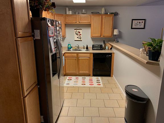 5th image of 20933 Harbor Ln #B