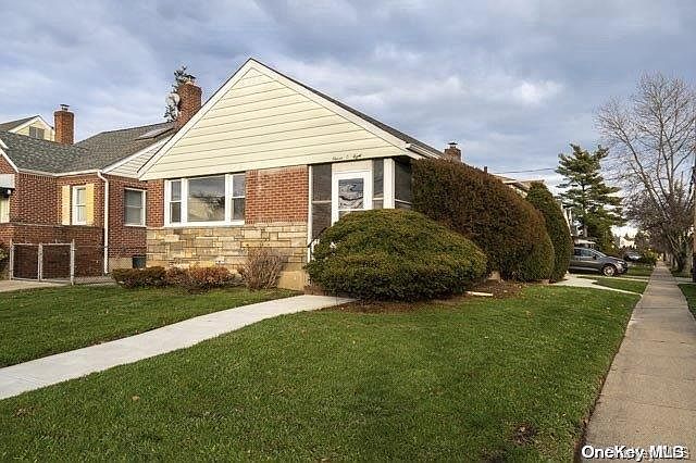 1st image of 1108 New Hyde Park Road