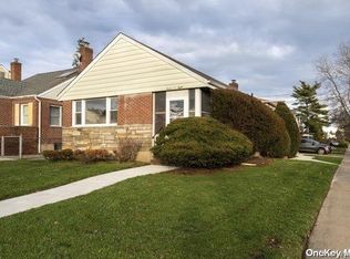 1108 New Hyde Park Rd, New Hyde Park, NY 11040