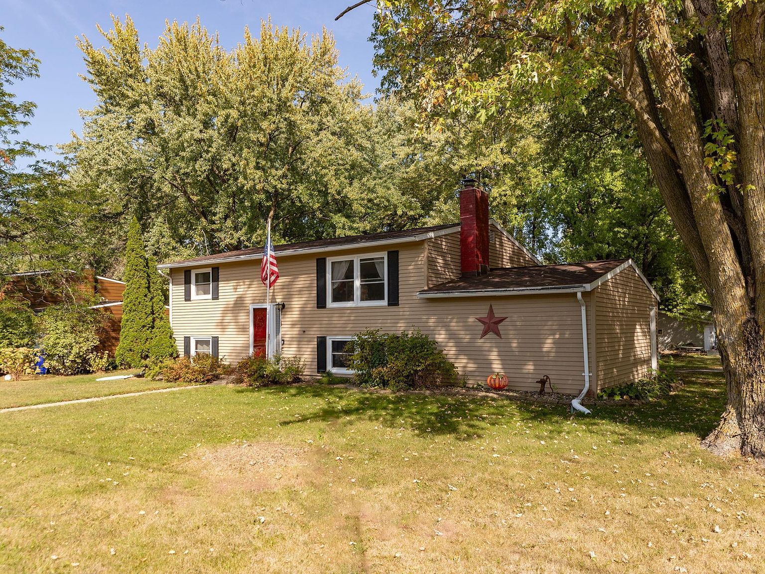 302 8th Ave NW, Kasson, MN 55944 Zillow