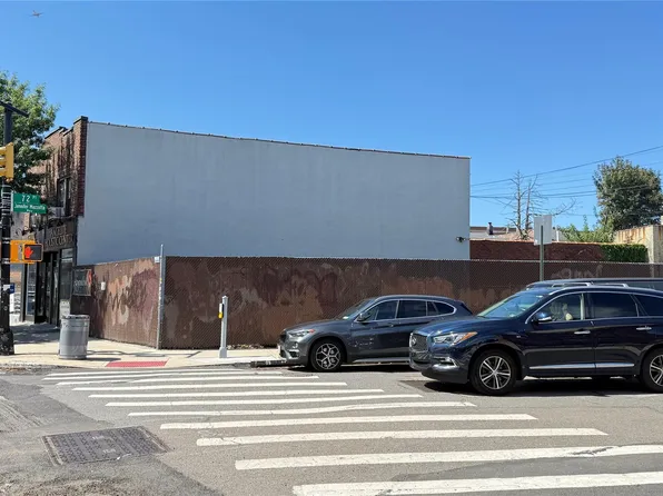 7219 Grand Avenue, Maspeth, NY 11378