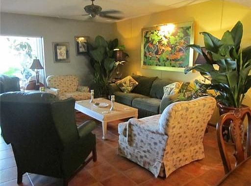 5th image of 3057 N Palm Aire Dr