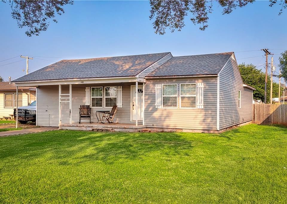 1st image of 140 Herring Dr