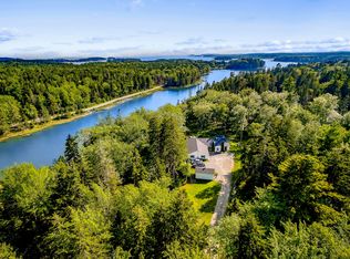 447 Seal Harbor Rd, Spruce Head, ME 04859