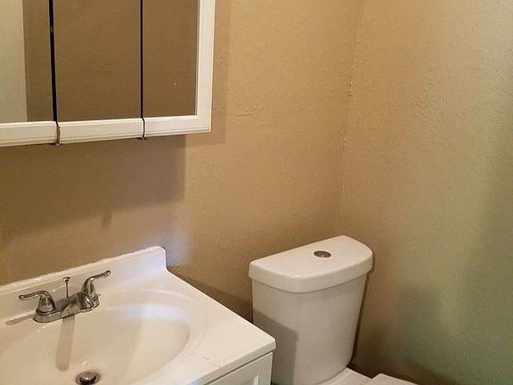 3rd image of 4240 W Fond Du Lac Ave APT 1